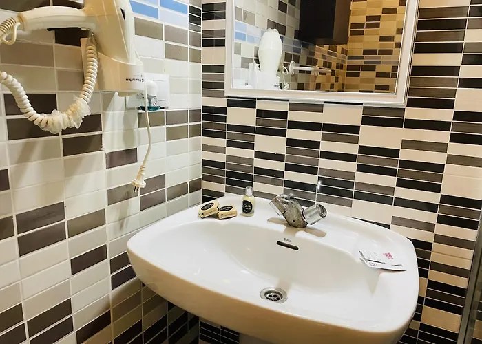 Jimena Maro En El Centro De Appartement