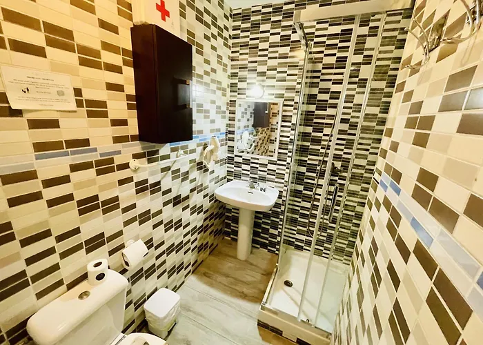 Jimena Maro En El Centro De *