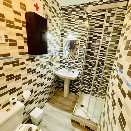 Jimena Maro En El Centro De *