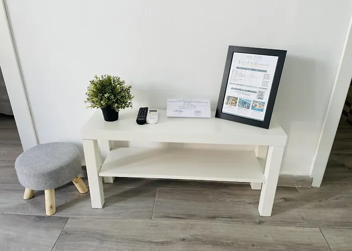 Jimena Maro En El Centro De דירה נרחה